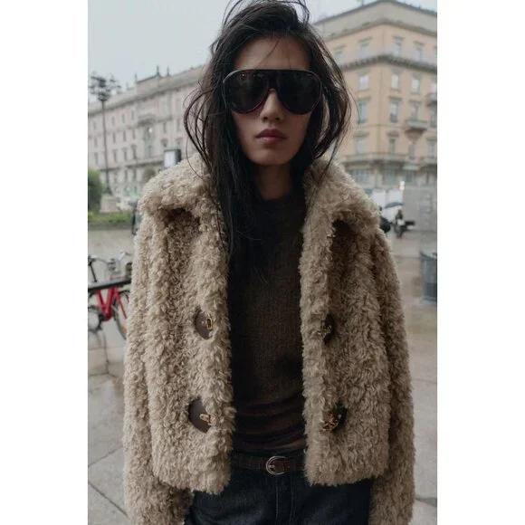 ZARA FAUX FUR JACKET WITH FIREMAN CLASPS - Picture 3 of 9